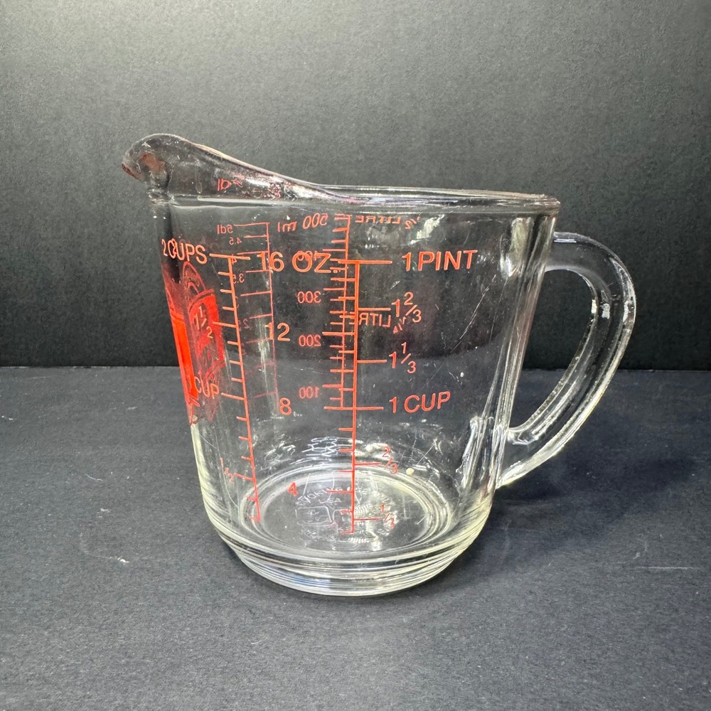 Anchor Hocking Oven Basics Glass Measuring Cup 2 Cup 16 oz Clear Red Letter VTG